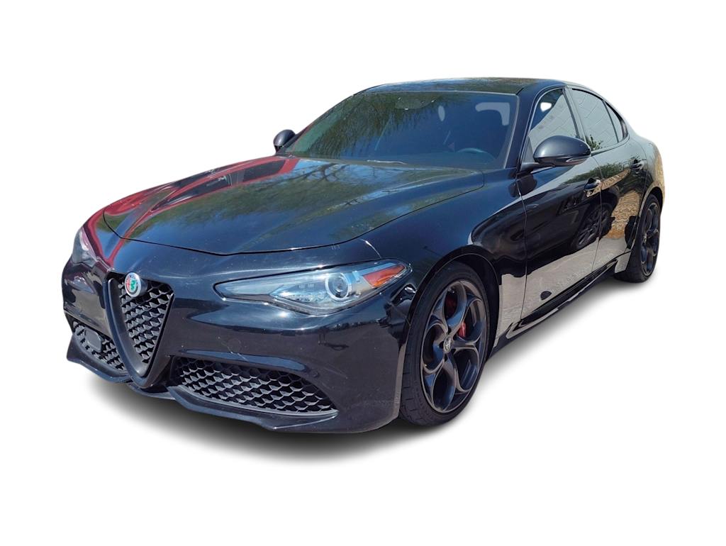 Thumbnail: 2019 Alfa Romeo Giulia - 9