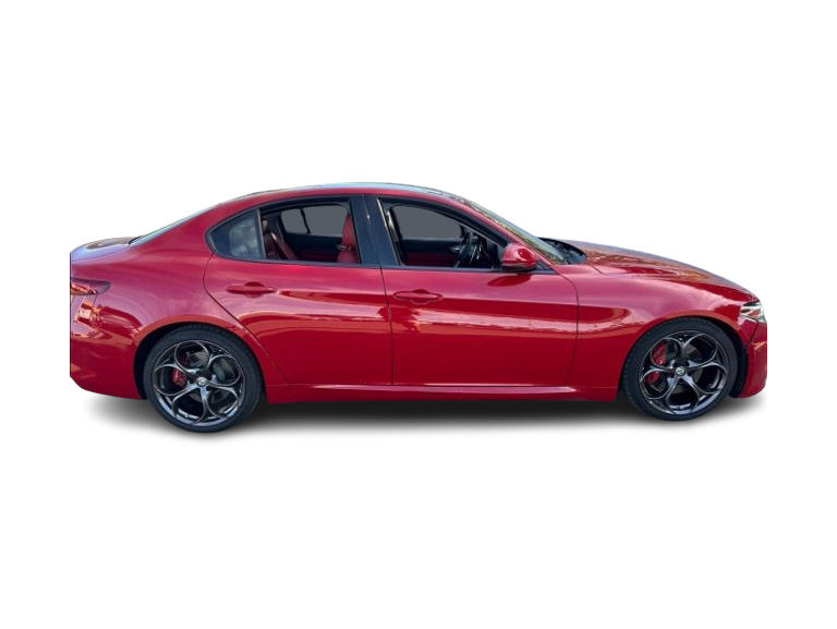 Thumbnail: 2019 Alfa Romeo Giulia - 12