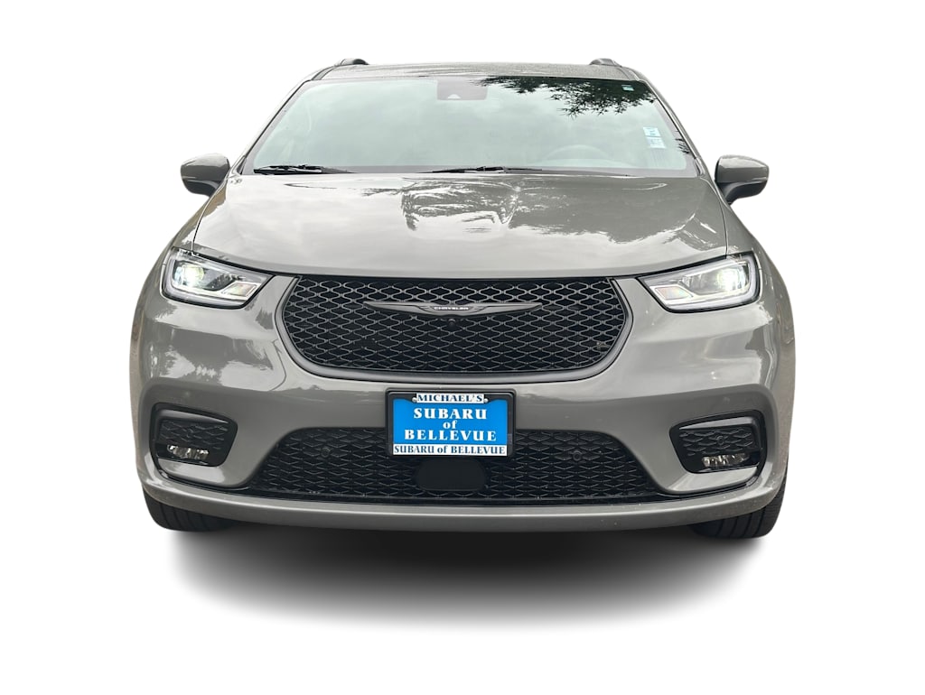 Thumbnail: 2023 Chrysler Pacifica - 6