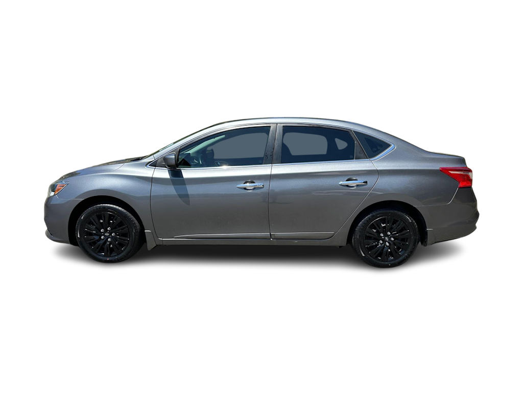 Thumbnail: 2017 Nissan Sentra - 3