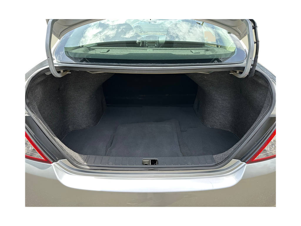 Thumbnail: 2016 Nissan Versa - 16