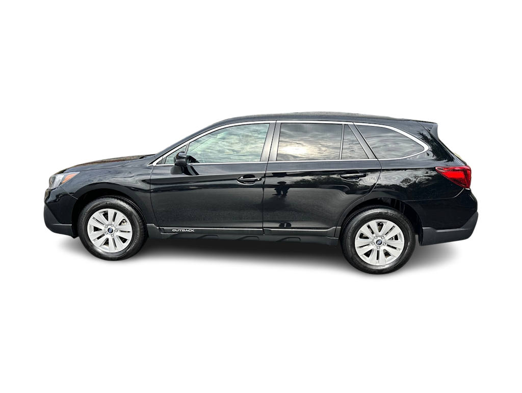Thumbnail: 2019 Subaru Outback - 3
