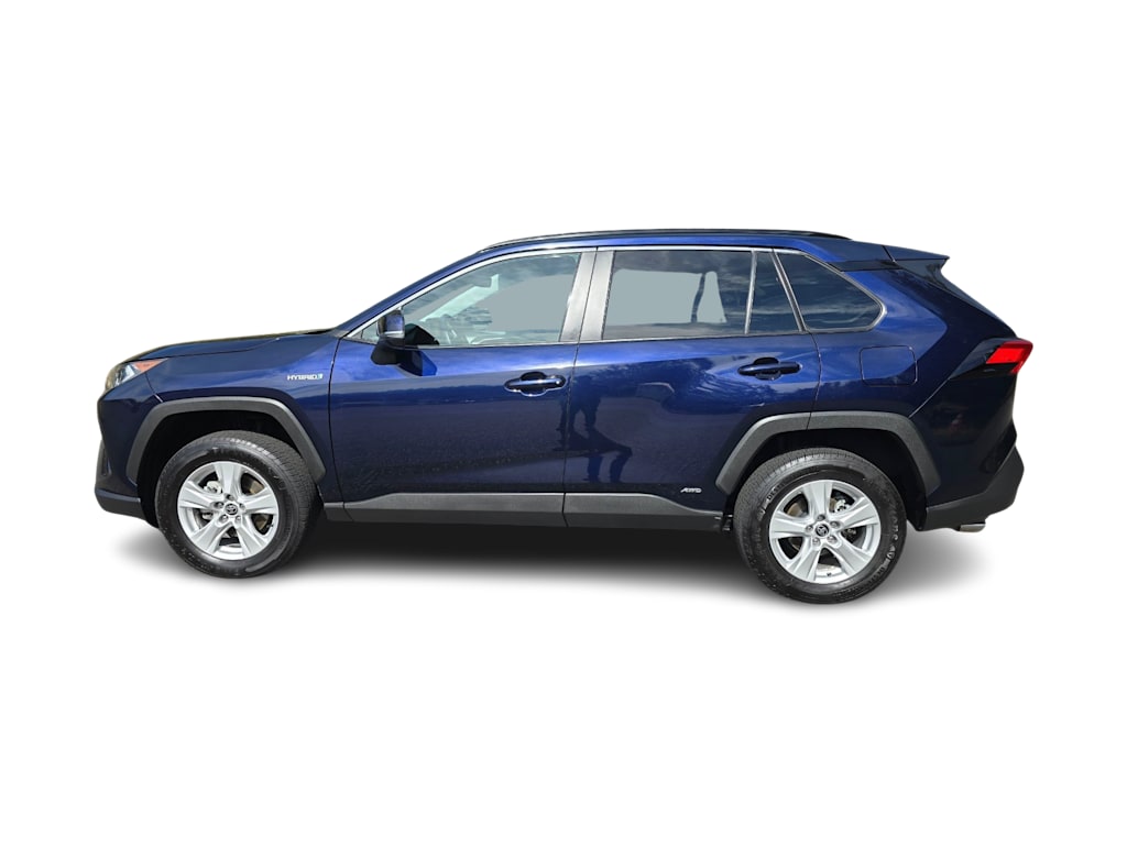 Thumbnail: 2021 Toyota RAV4 - 3