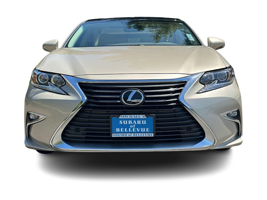Thumbnail: 2017 Lexus ES - 6