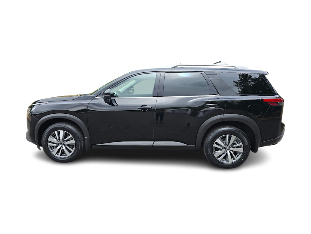 Thumbnail: 2023 Nissan Pathfinder - 3