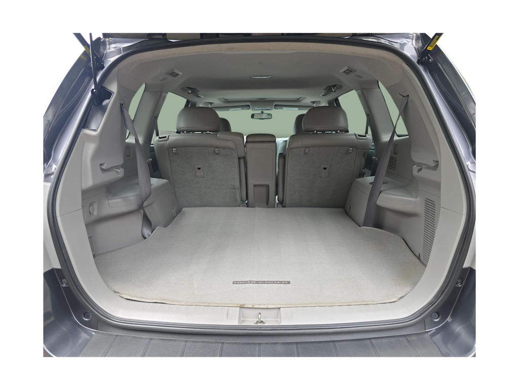 Thumbnail: 2011 Toyota Highlander - 17