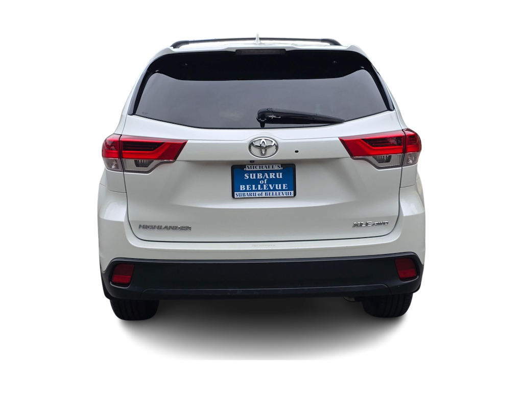 Thumbnail: 2019 Toyota Highlander - 5