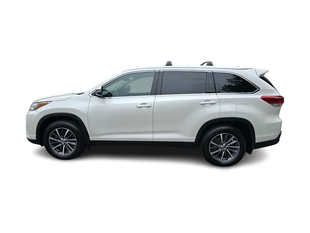 Thumbnail: 2019 Toyota Highlander - 3
