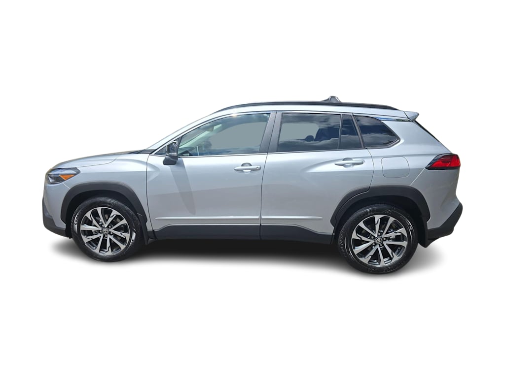 Thumbnail: 2025 Toyota Corolla Cross - 3