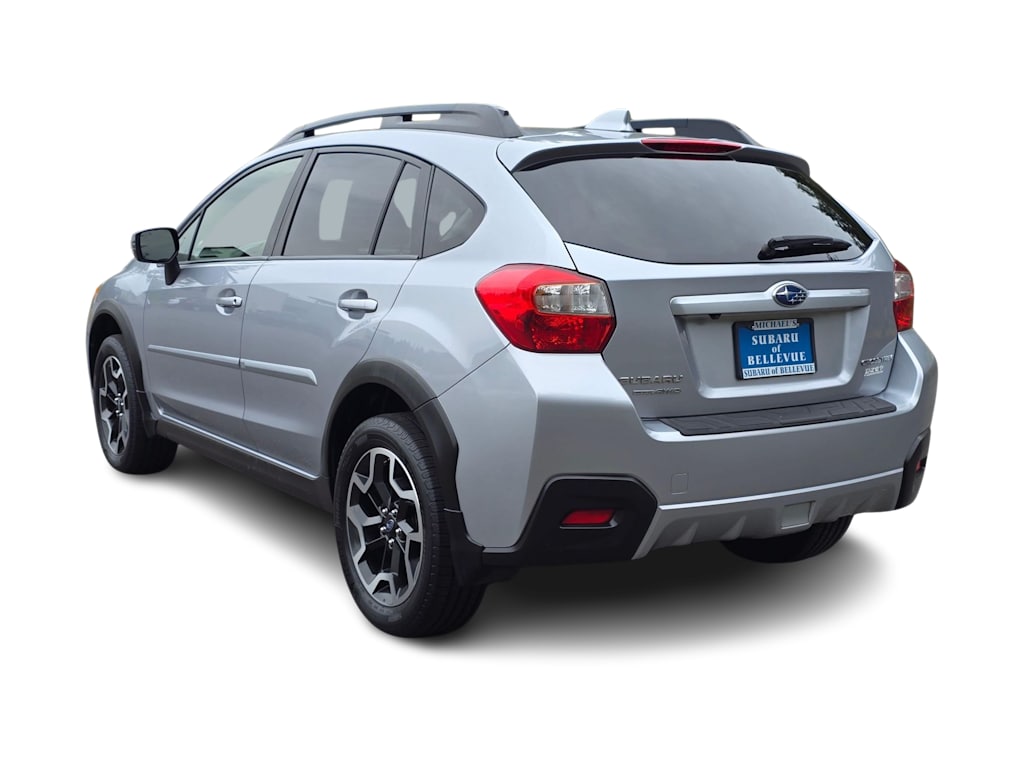 Thumbnail: 2017 Subaru Crosstrek - 4