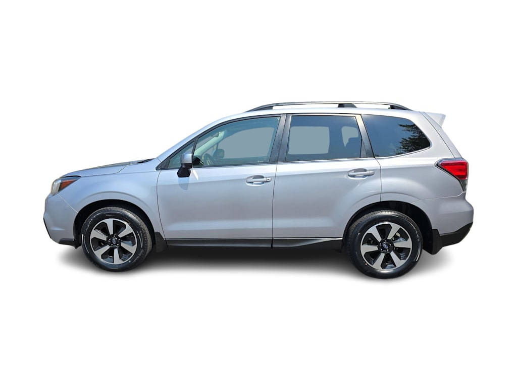 Thumbnail: 2017 Subaru Forester - 3