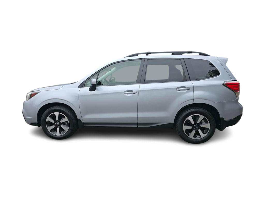 Thumbnail: 2018 Subaru Forester - 3