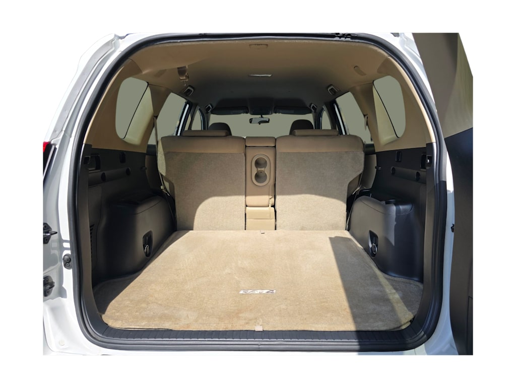 Thumbnail: 2011 Toyota RAV4 - 18