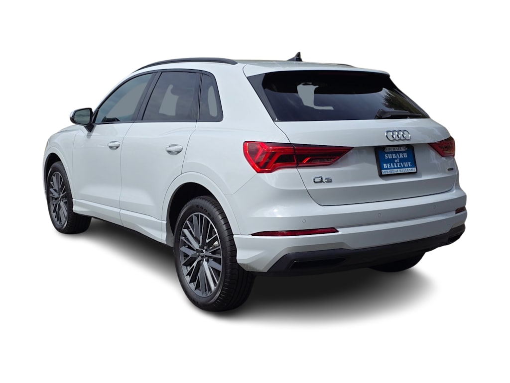 Thumbnail: 2023 Audi Q3 - 4