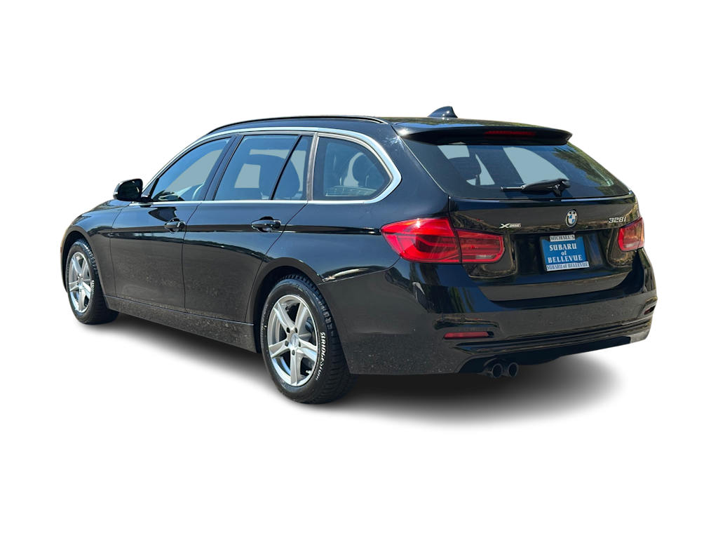 Thumbnail: 2016 BMW 3 Series - 4