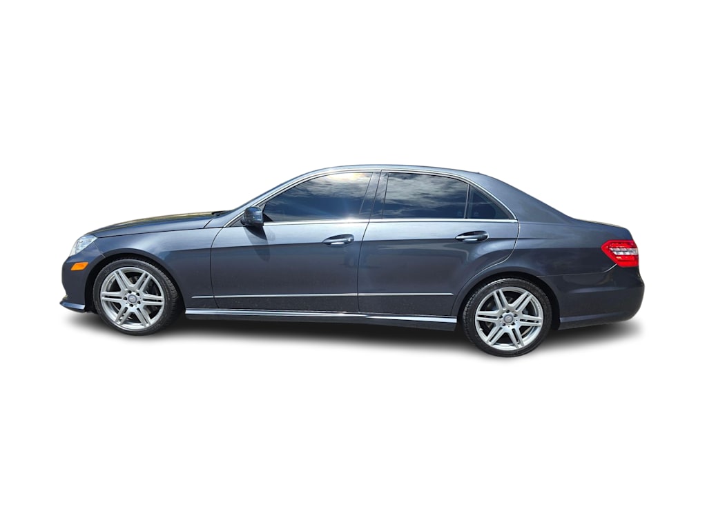Thumbnail: 2010 Mercedes-Benz E-Class - 3