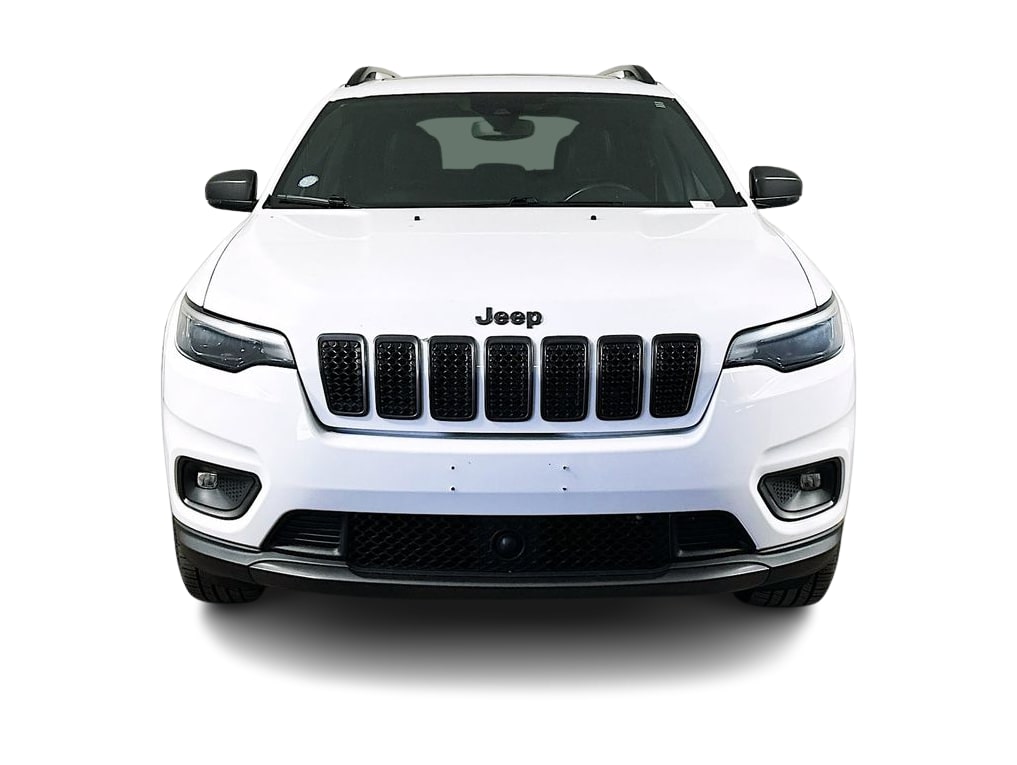 Thumbnail: 2021 Jeep Cherokee - 21