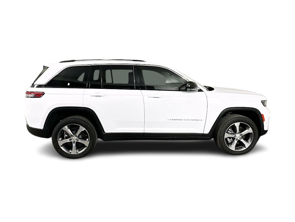 Thumbnail: 2022 Jeep Grand Cherokee - 26