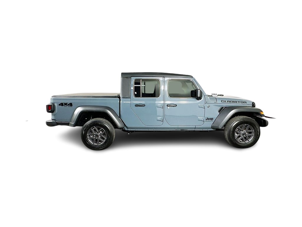 Thumbnail: 2025 Jeep Gladiator - 26