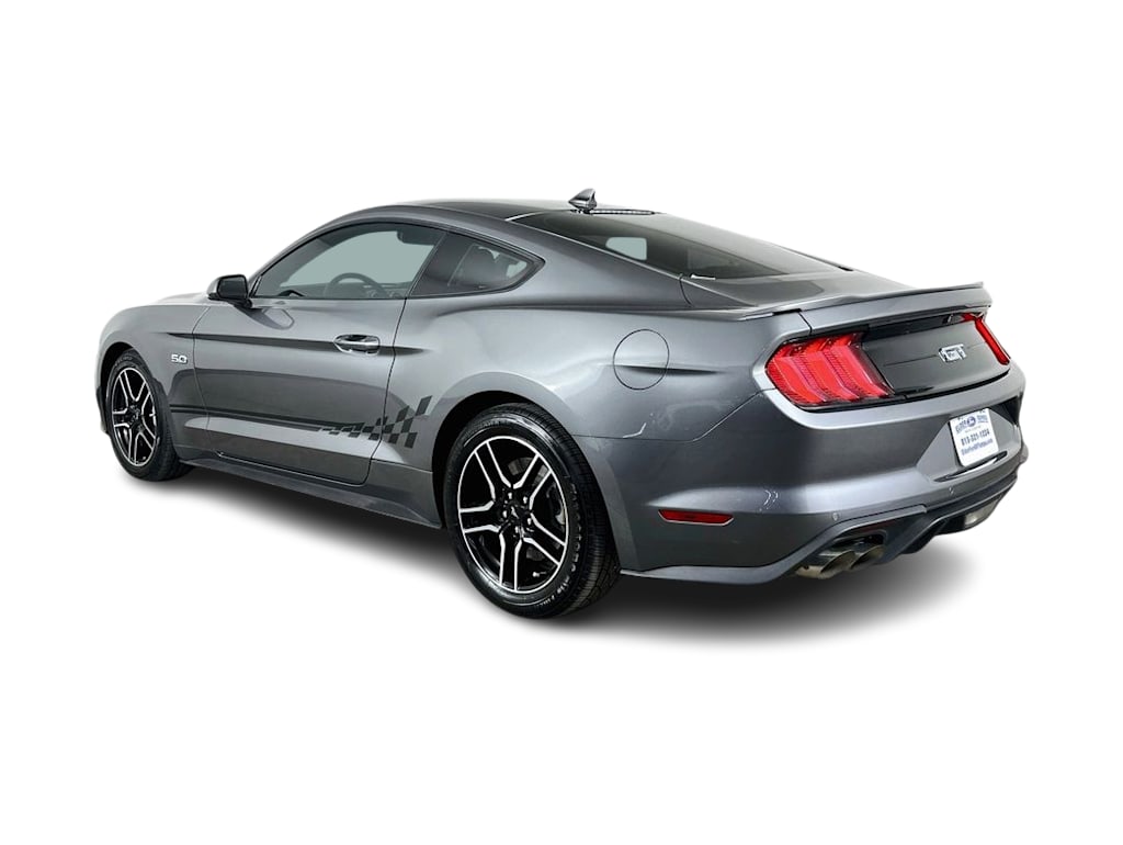 Thumbnail: 2022 Ford Mustang - 4