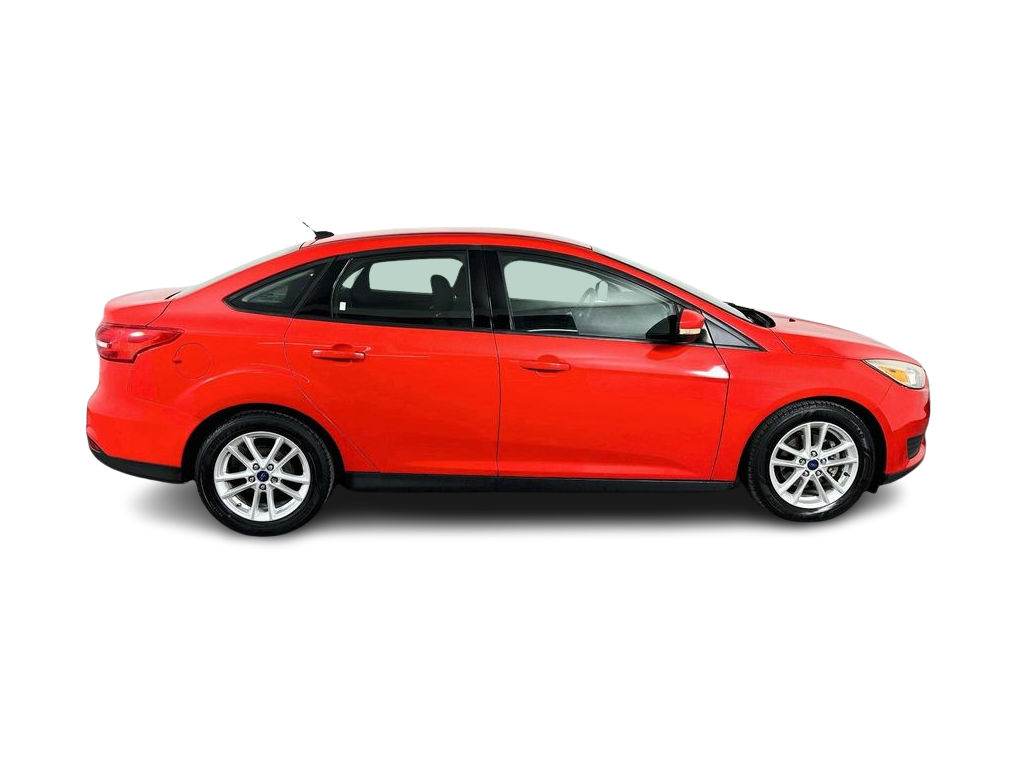 Thumbnail: 2016 Ford Focus - 25