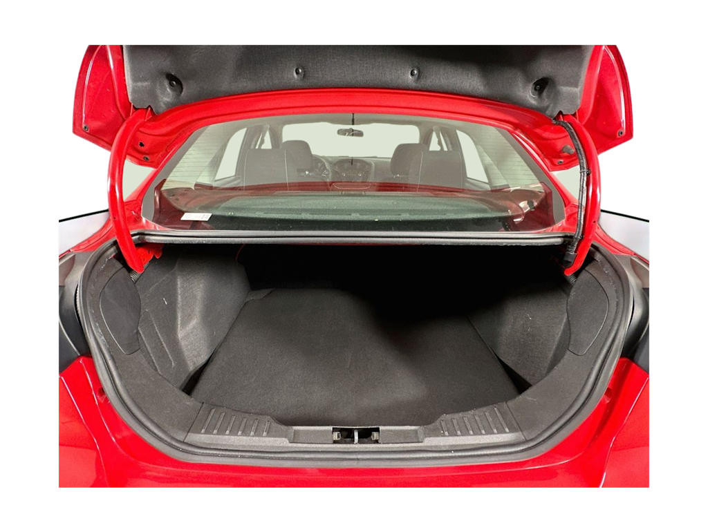 Thumbnail: 2016 Ford Focus - 18