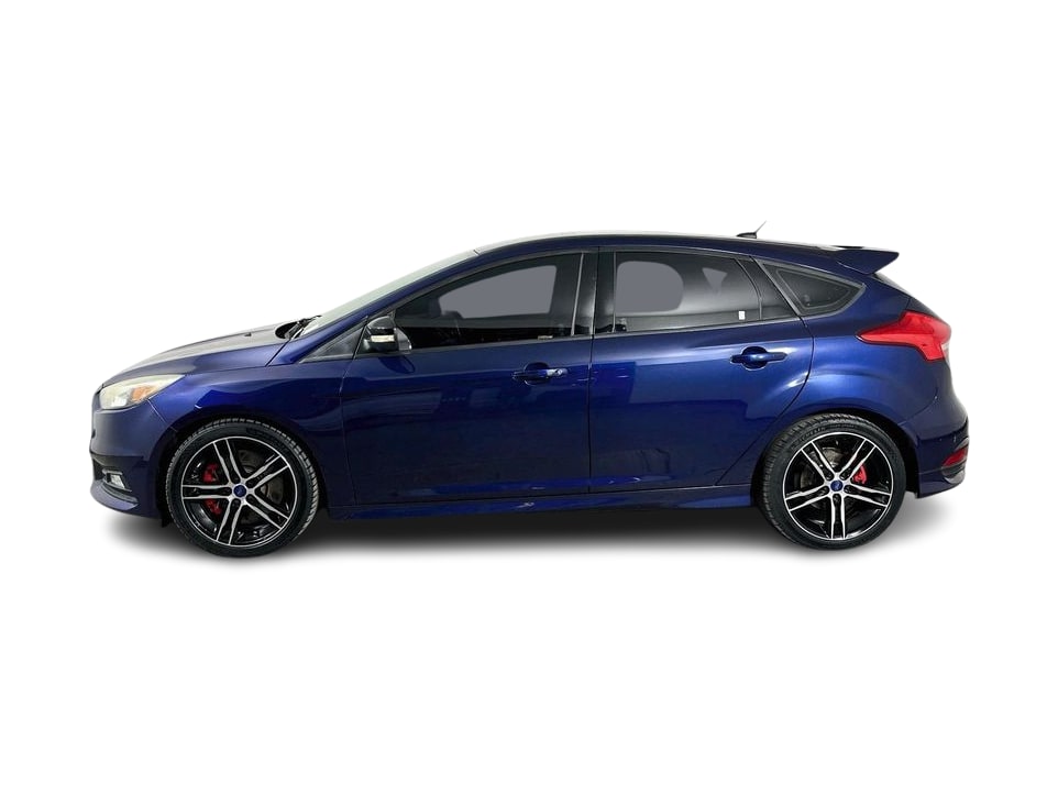 Thumbnail: 2016 Ford Focus - 3