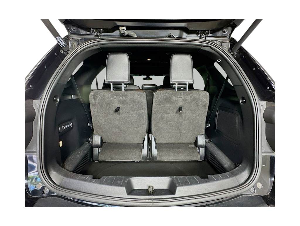 Thumbnail: 2016 Ford Explorer - 17