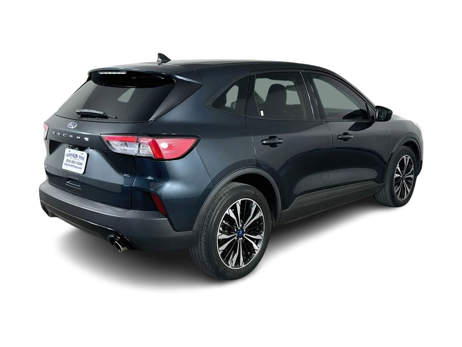 Thumbnail: 2022 Ford Escape - 26