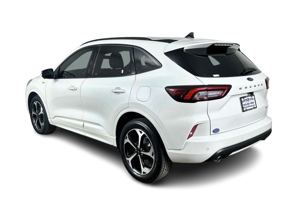 Thumbnail: 2023 Ford Escape - 4