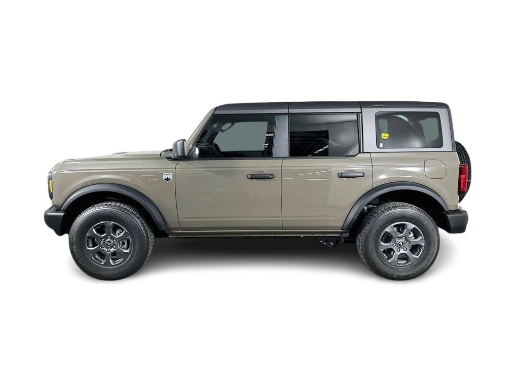 Thumbnail: 2026 Ford Bronco - 3