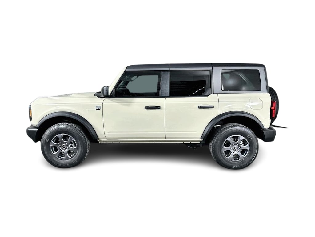 Thumbnail: 2026 Ford Bronco - 3