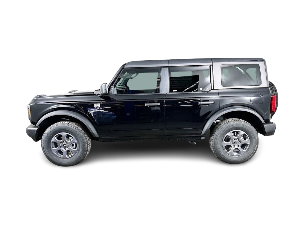 Thumbnail: 2026 Ford Bronco - 3