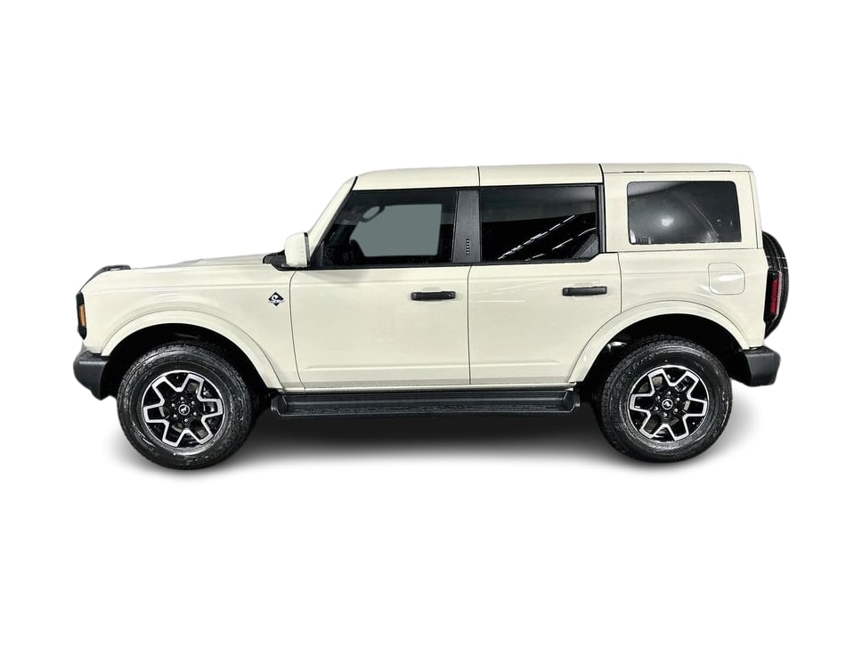 Thumbnail: 2026 Ford Bronco - 3
