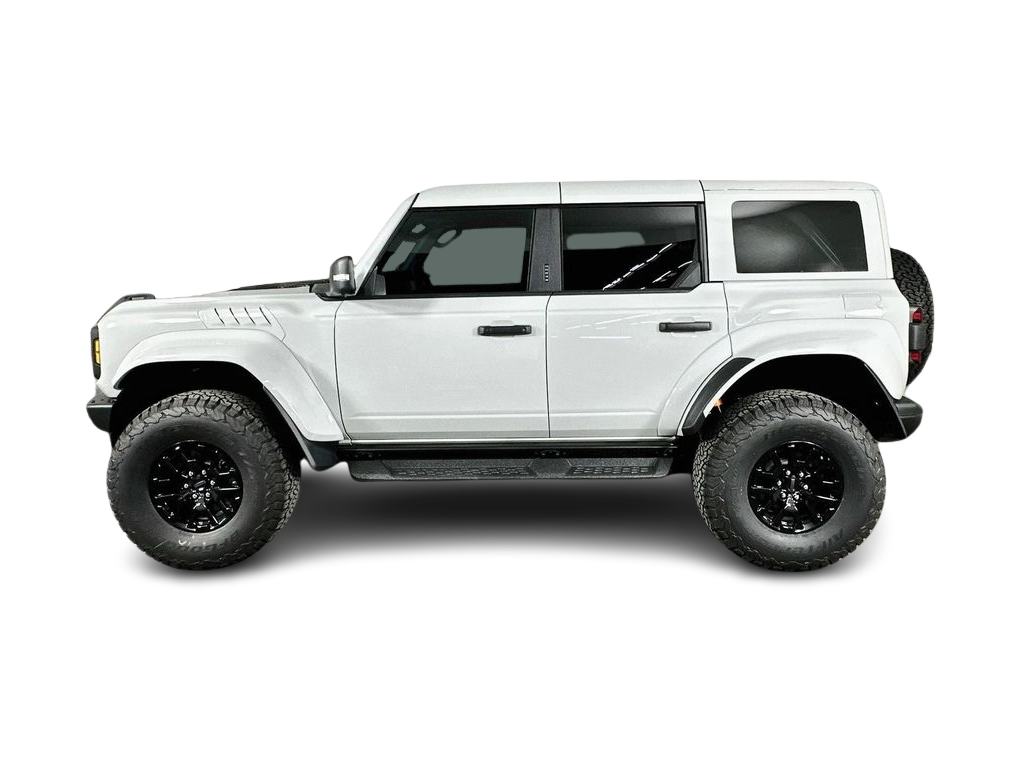 Thumbnail: 2026 Ford Bronco - 3