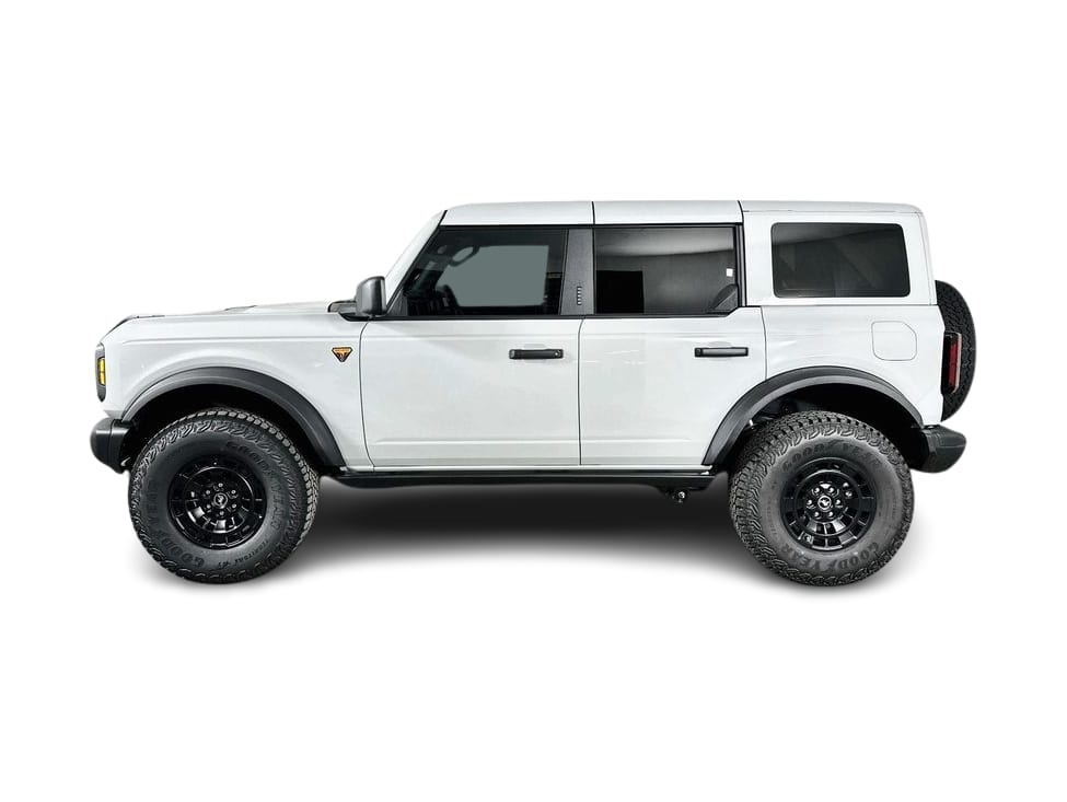 Thumbnail: 2026 Ford Bronco - 3