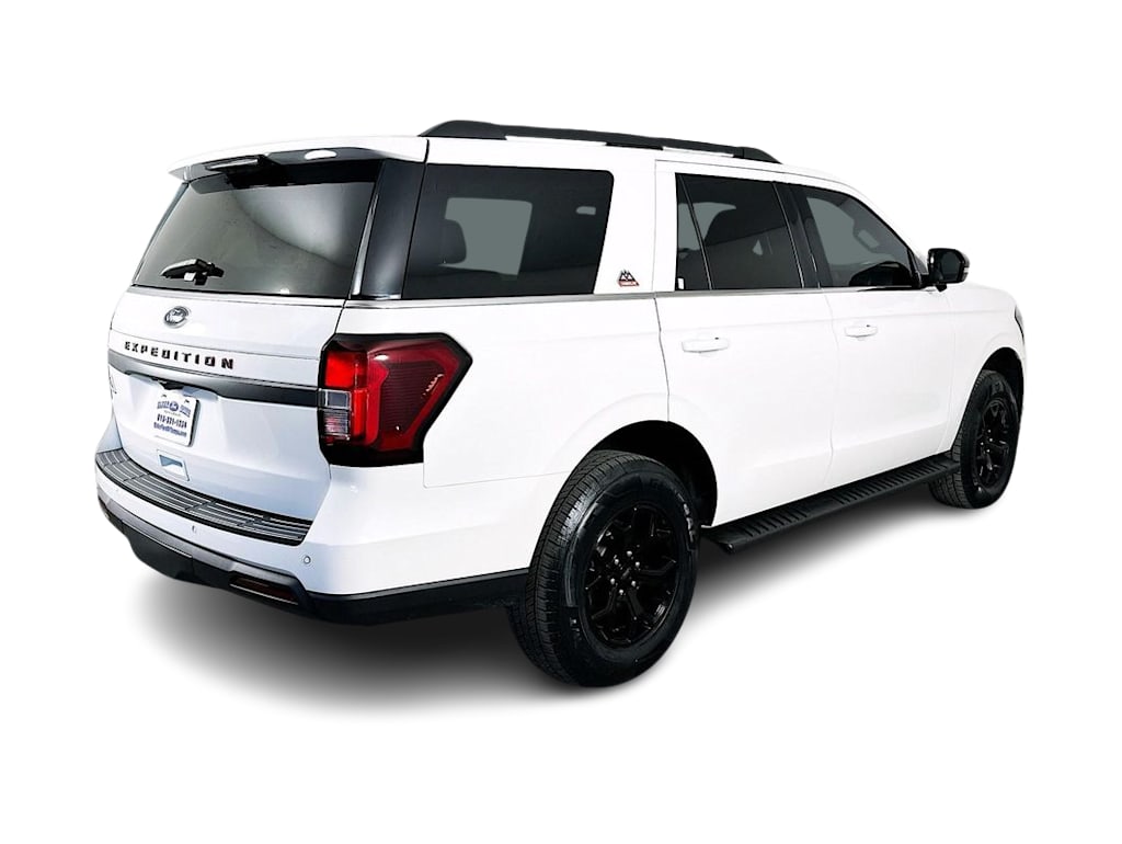 Thumbnail: 2023 Ford Expedition - 24