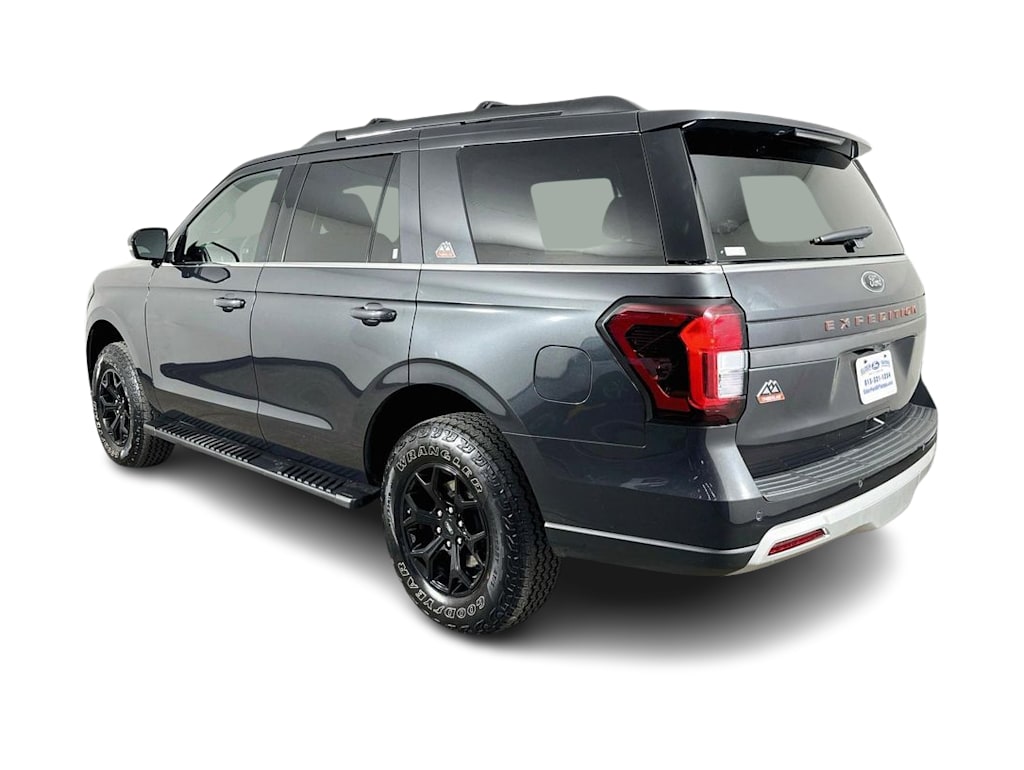 Thumbnail: 2022 Ford Expedition - 4
