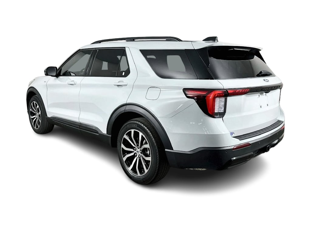 Thumbnail: 2027 Ford Explorer - 4
