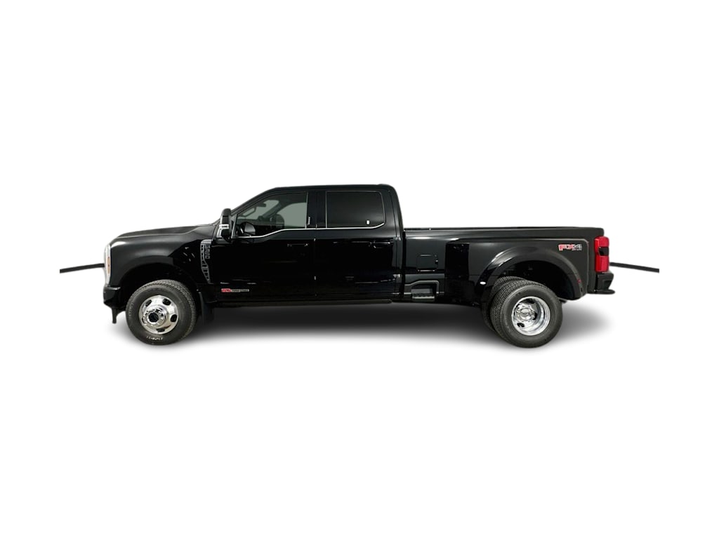 Thumbnail: 2027 Ford F-350 - 3