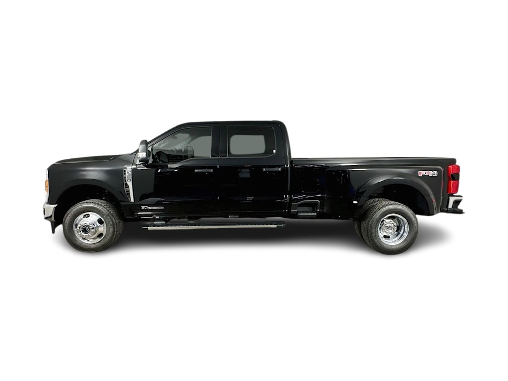 Thumbnail: 2026 Ford F-350 - 3
