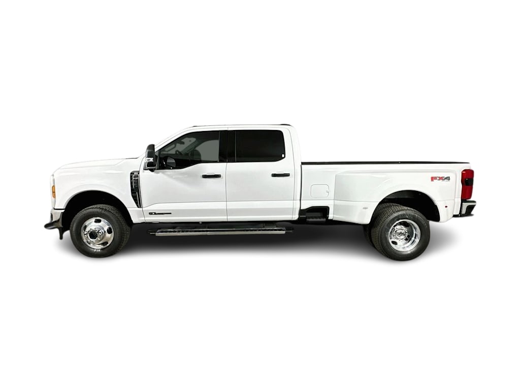 Thumbnail: 2026 Ford F-350 - 3