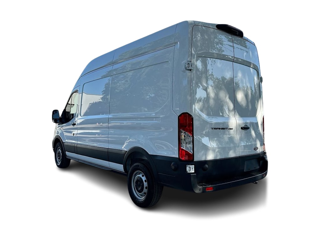 Thumbnail: 2026 Ford Transit Series - 4