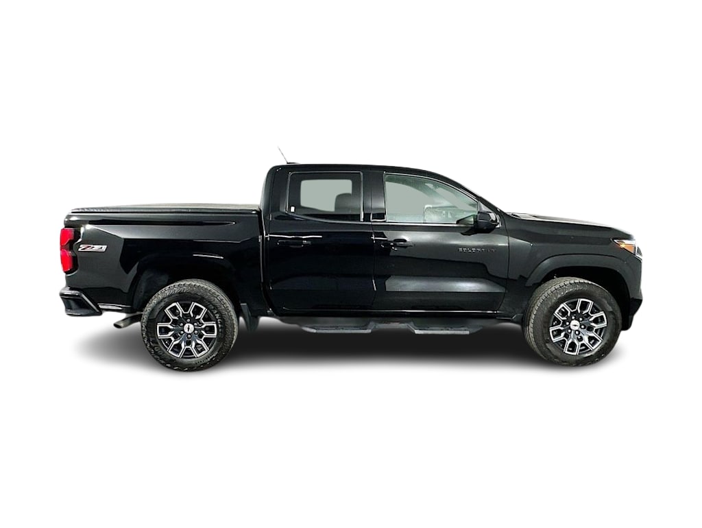 Thumbnail: 2023 Chevrolet Colorado - 25