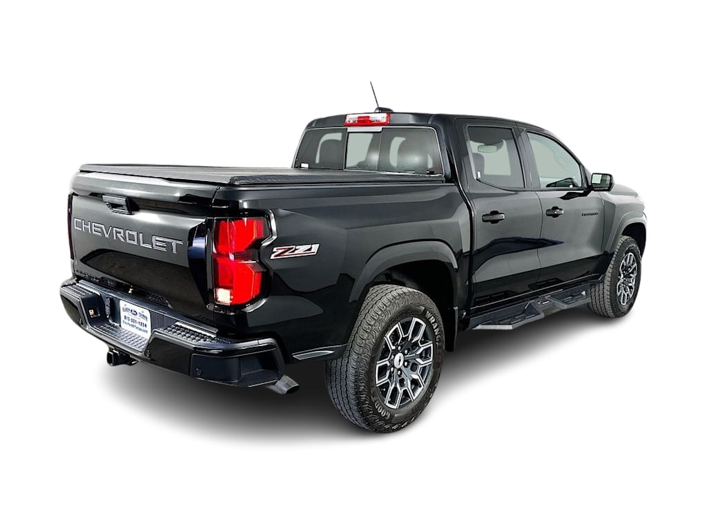 Thumbnail: 2023 Chevrolet Colorado - 24