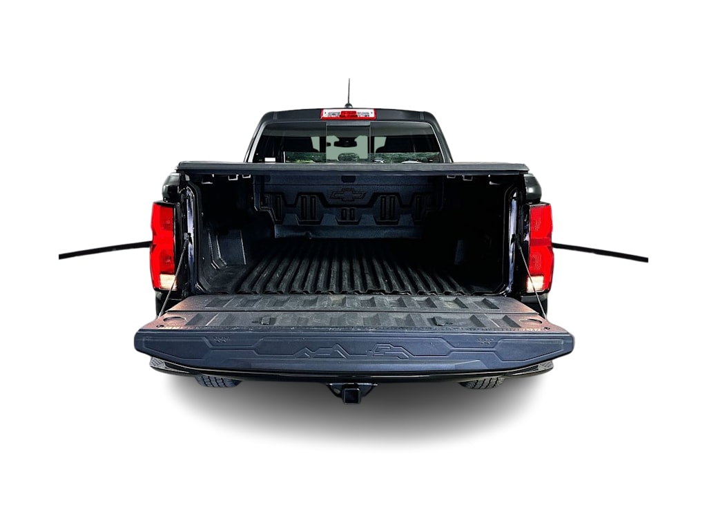 Thumbnail: 2023 Chevrolet Colorado - 16