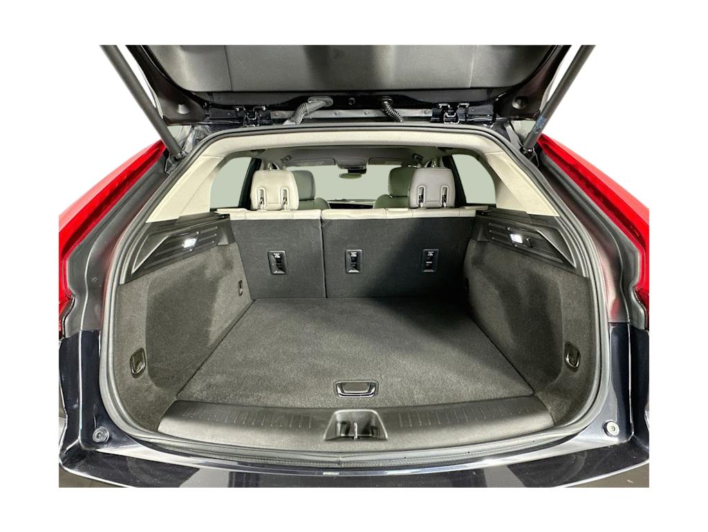 Thumbnail: 2023 Cadillac XT4 - 19