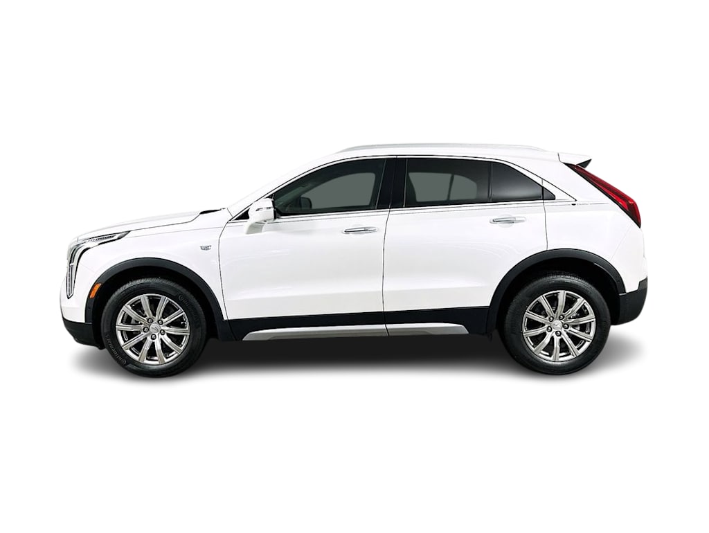 Thumbnail: 2022 Cadillac XT4 - 3
