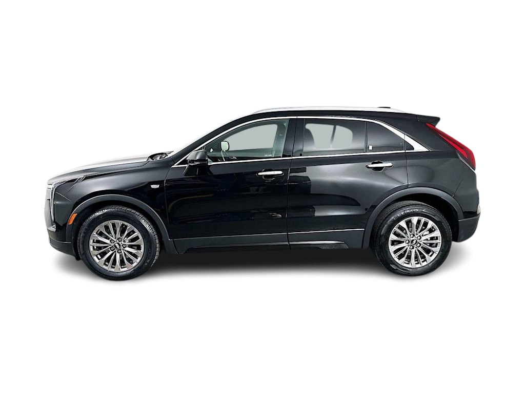 Thumbnail: 2024 Cadillac XT4 - 3