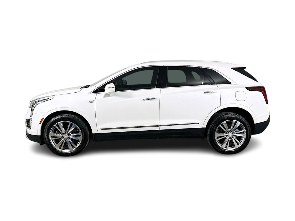 Thumbnail: 2024 Cadillac XT5 - 3